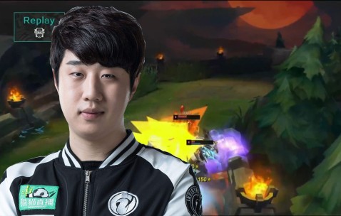 开云体育-西亚卡姆在IG比赛中高光表现，比分优势明显引发热议！的简单介绍