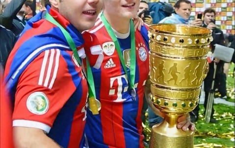 开云体育-包含欧冠倒计时，拜仁慕尼黑转会期临场应变，细节引发关注，管理层满意，年轻球员得到机会的词条